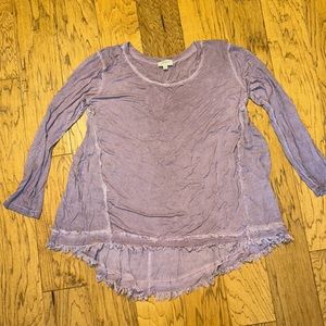 Ladies Umgee lavender top size small